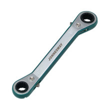3/8 in. and 7/16 in. Double Box Ratcheting Socketing Wrench
